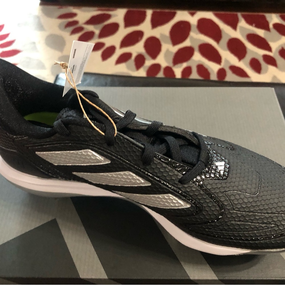 NWB Adidas Adizero Purehustle Softball Metal Cleats Black Size 9.